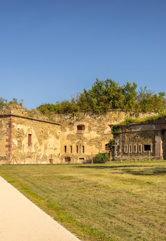 Fort Asterstein mit Festungspark | © Koblenz-Touristik GmbH / Dominik Ketz