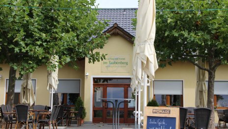 Gutausschank Im Taubenberg -Weingut Engelmann | © Werner Engelmann