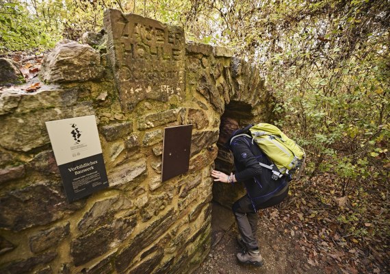 Ein/Ausgang Zauberhöhle | © Marco Rothbrust/Romantischer Rhein Tourismus GmbH