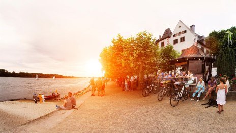 Weinprobierstand Eltville am Rhein | © Weinprobierstand Eltville am Rhein