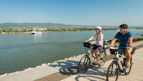 Der Rheinradweg in Rheinhessen | © Dominik Ketz, Rheinhessen-Touristik GmbH