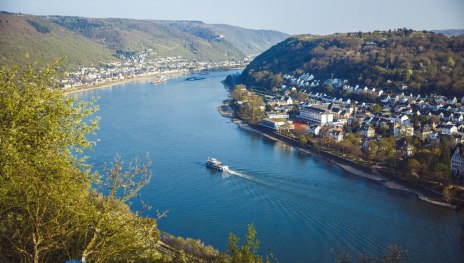 Filsener Ley mit Blick auf Kamp-Bornhofen und Boppard | © Henry Tornow