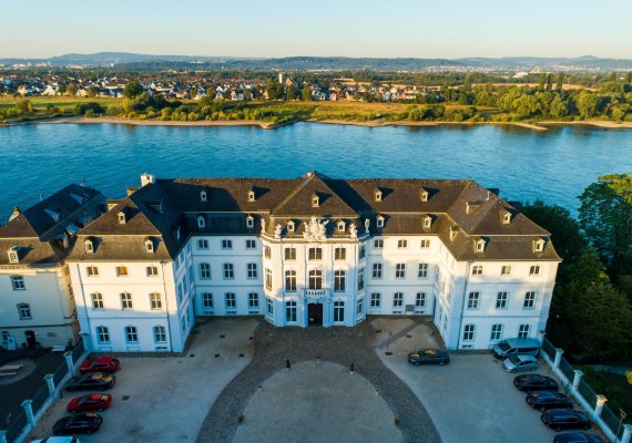 Schloss von oben | © Mahlow Media